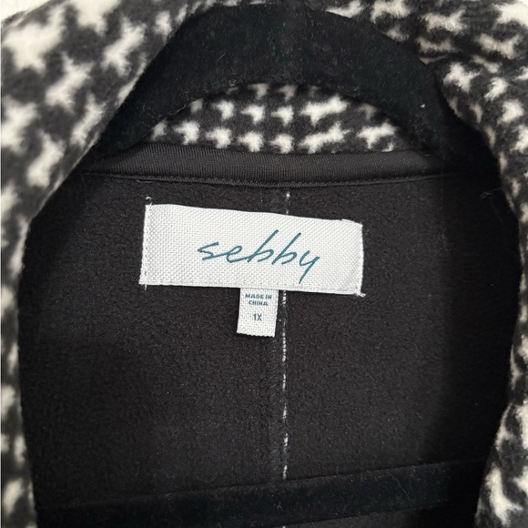 Sebby Black and White Houndstooth Trench Coat - Picture 3 of 5